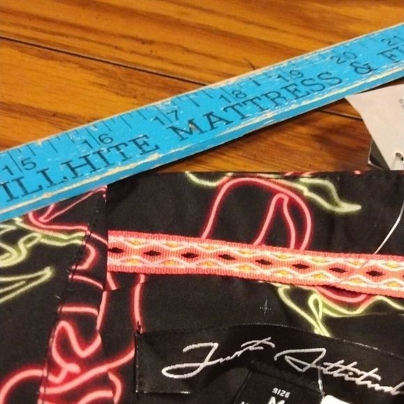 NWT Men's Just Attitude Neon Roses Short Sleeve Button Down Shirt - Picture 11 of 13